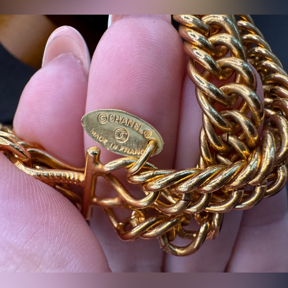 ‼️FINAL PRICE‼️ LOT 969 24K gold plated Chanel double strand vintage lion - Picture 7 of 14
